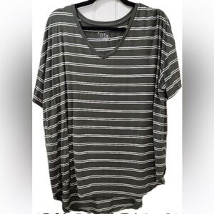 Time and Tru Olive Green Striped Women’s Plus Size Top XXL